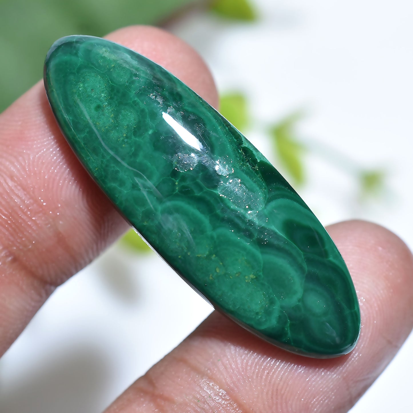 Unique Malachite Cabochon - Green Oval Shaped Smooth Gemstone (7x20x3mm,/39ct)