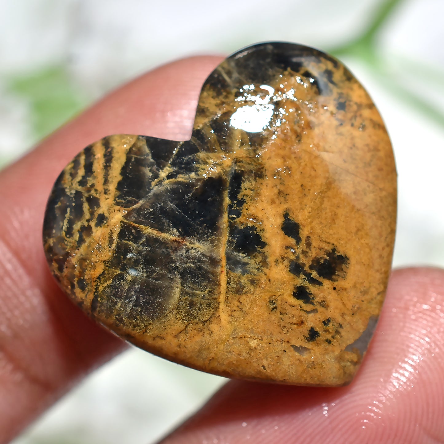 Natural Mango Jasper Heart Cabochon – Unique Patterned Gemstone for Jewelry Making (21x25x3mm,/23ct)