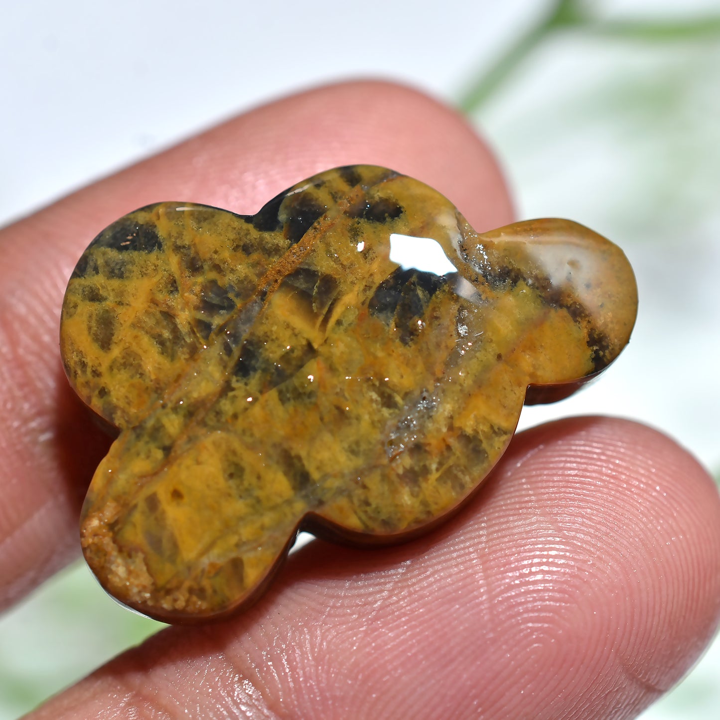 Unique Mango Jasper Cloud Cabochon - Smooth Polished Gemstone for Jewelry(19x30x4mm,/27ct)