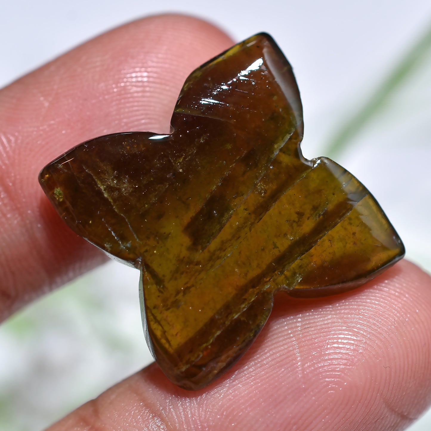 Artisan Vessonite Gemstone – Beautifully Carved Flower Shape Cabochon(18x22x3mm,/26ct)