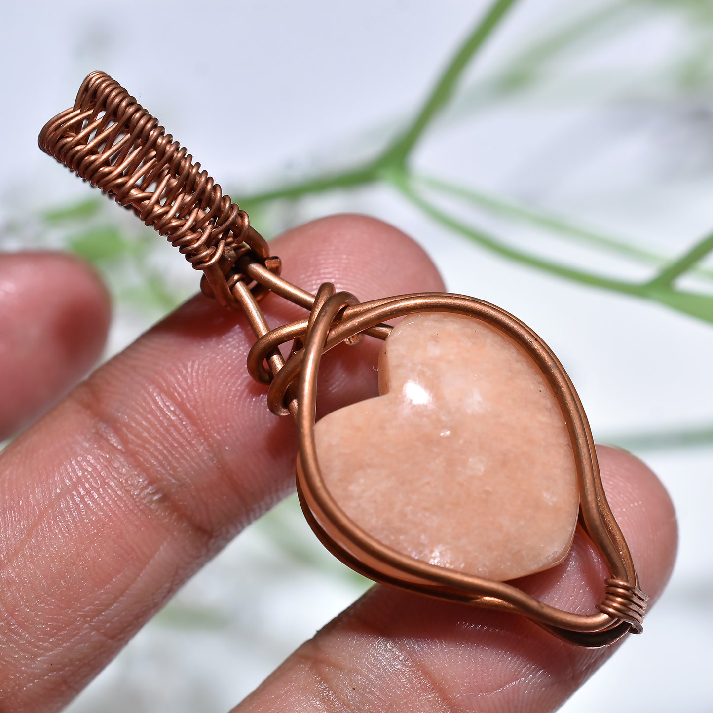 Elegant Peach Moonstone Heart Pendant – Copper Wire Wrapped Healing Crystal Necklace