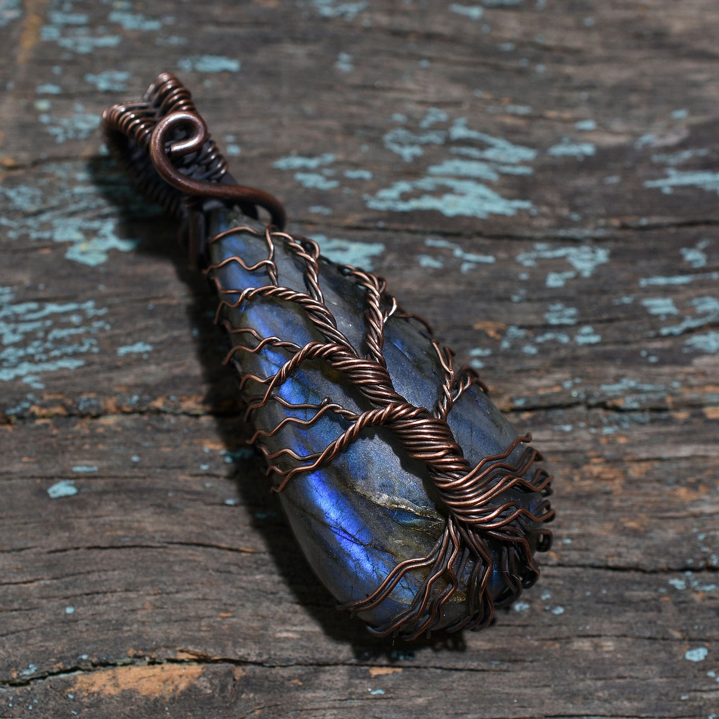 Celestial Labradorite Pendant – Wholesale Gemstone Copper Jewelry(22x55x11mm,/94ct)