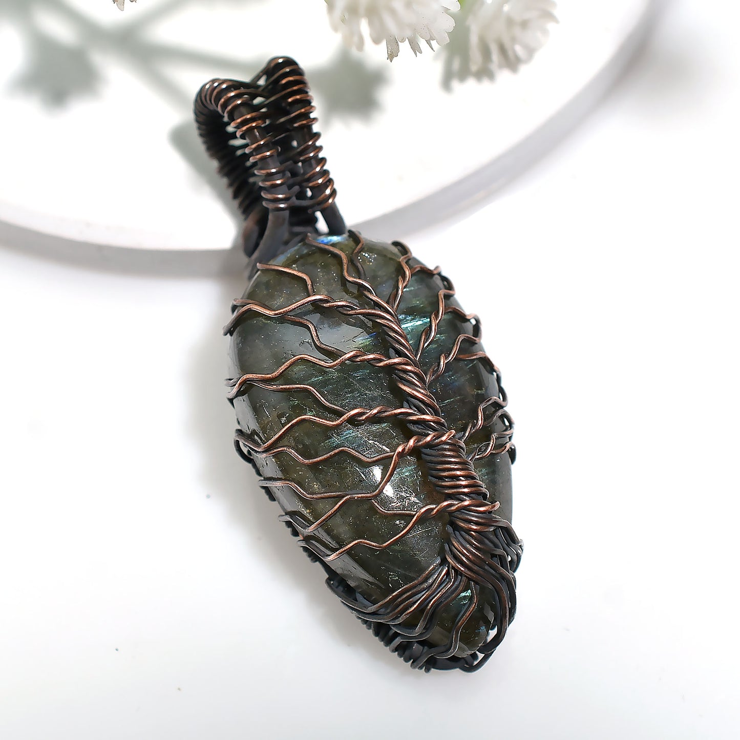 Mystical Labradorite Pendant – Wholesale Oxidized Copper Gemstone Jewelry(18x45x9mm,/60ct)