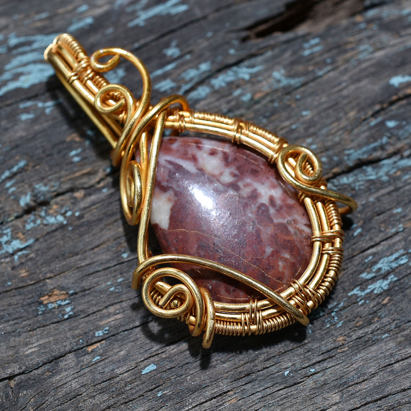 Trendy Mookaite Jasper Pendant – Wholesale Golden Wire Wrapped Healing Stone Necklace