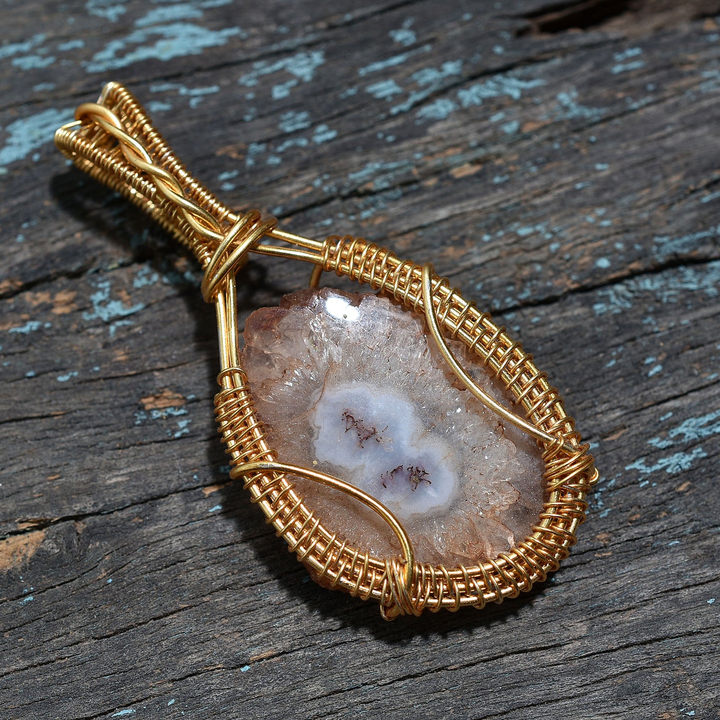 Sparkling Solar Quartz Pendant – Gold Wire Wrapped Raw Slice Wholesale Gemstone Jewellery