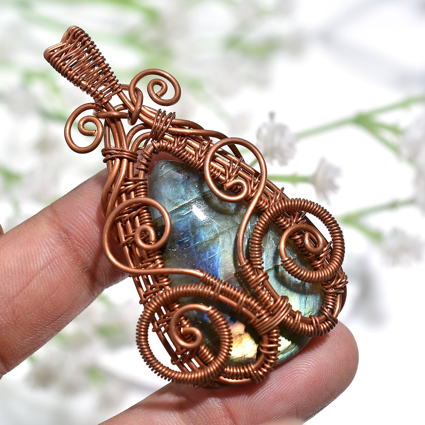 Artisan Flashy Labradorite Pendant – Copper Wire Wrapped Healing Crystal Wholesale Handmade Necklace