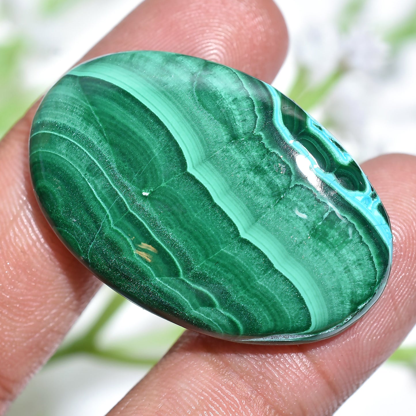 Hand-Polished Malachite Oval Cabochon - Lustrous Green Stone for Pendants, Wholesale Gemstones