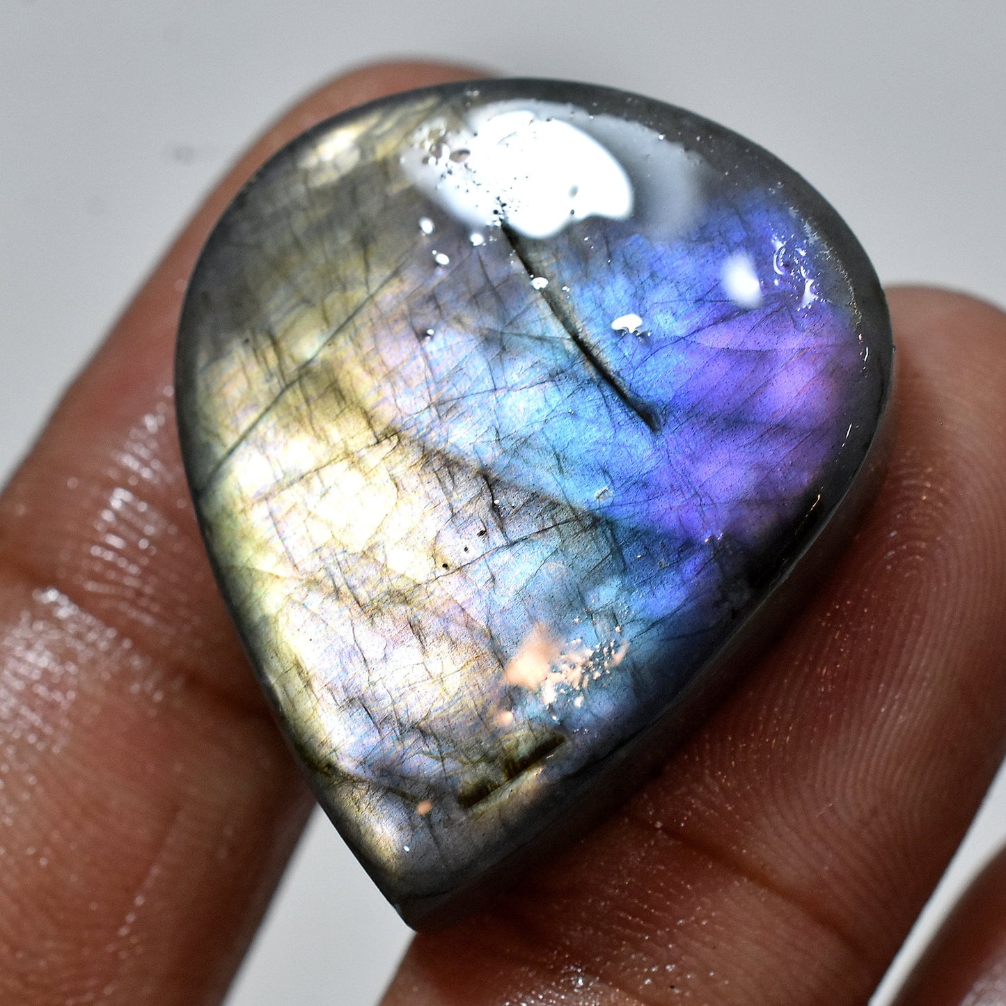 Natural Labradorite Stone – Iridescent Gemstone for Jewelry and Healing