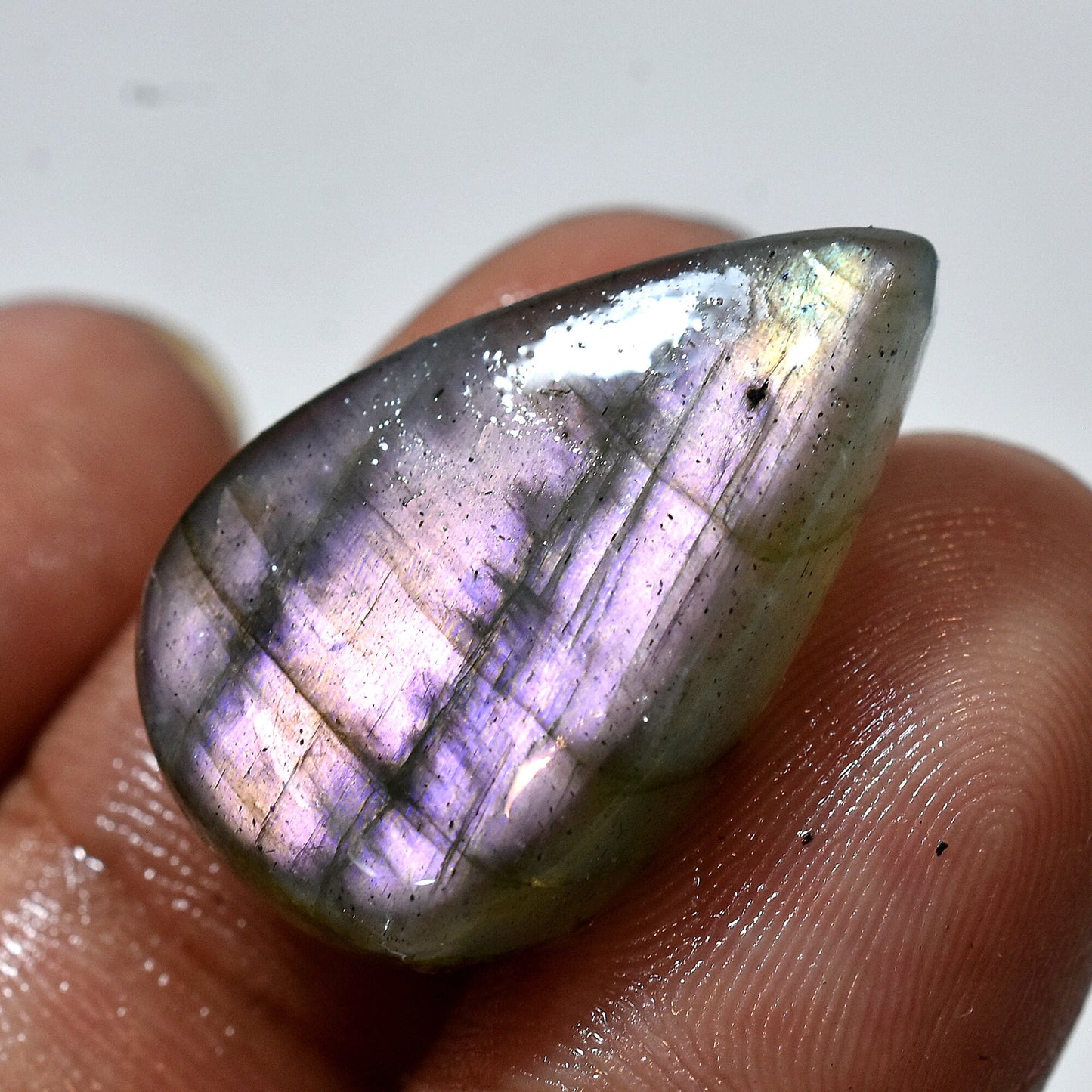 Natural Labradorite Stone – Iridescent Gemstone for Jewelry and Healing