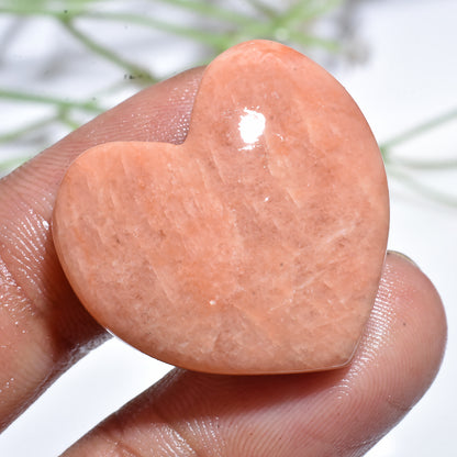 Natural Peach Moonstone Heart – Smooth Gemstone for Jewelry Craft (26x26x3mm,/44ct)