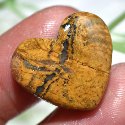 Handcrafted Mango Jasper Cabochon – Perfect for Pendant & Jewelry (17x22x3mm,/17ct)