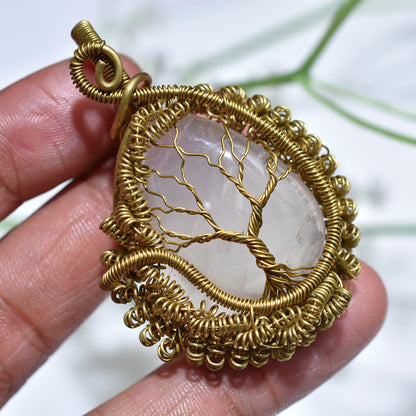 Beautiful Rose Quartz Tree of Life Pendant – Gold Wire Wrapped Crystal Gemstone Necklace(39x55x15mm,/113ct)