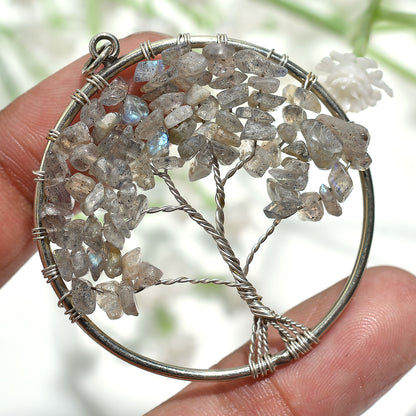 Elegant Labradorite Pendant – Handmade Statement Stone Jewelry for Healing(41x50x5mm,/42ct)
