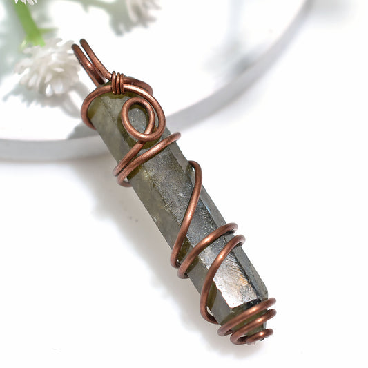 Handcrafted Copper Labradorite Necklace – Boho Healing Stone Jewelry 27ct