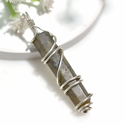 Handmade Silver Labradorite Pencil Pendant – Wholesale Wire Wrapped Stone Healing Necklace