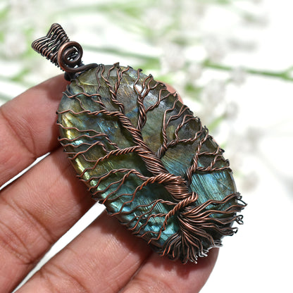 Oxidized Copper Wrapped Labradorite Pendant – Wholesale Gemstone Jewelry (31x65x12mm,/174ct)