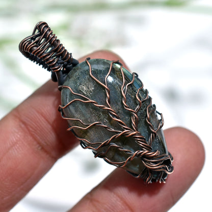 Mystic Labradorite Pendant – Vintage Copper Wrapped Healing Wholesale Gemstone (17x45x10mm,/52ct)