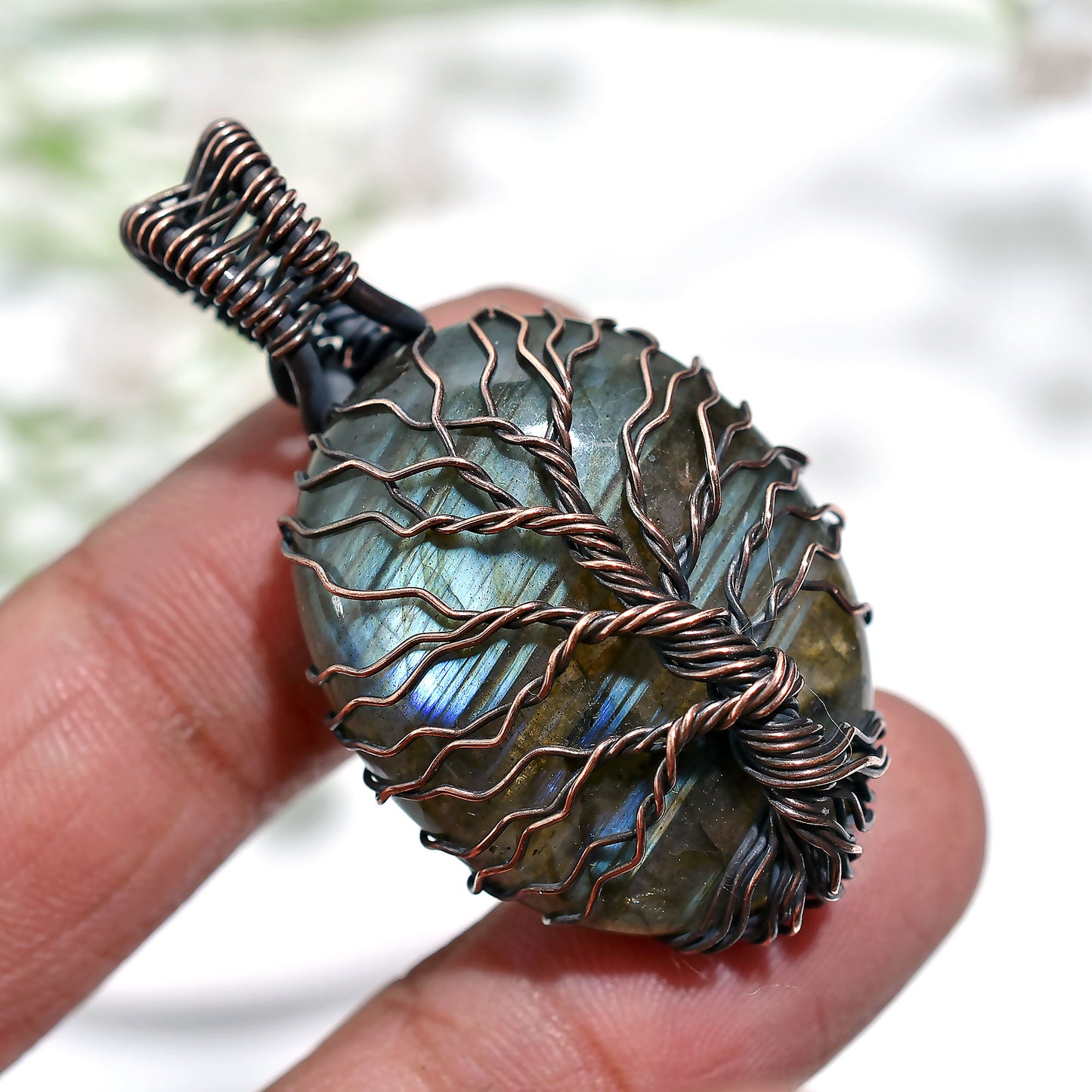 Spiritual Labradorite Stone Necklace – Wholesale Copper Wire Wrapped Pendant (23x43x8mm,/64ct)