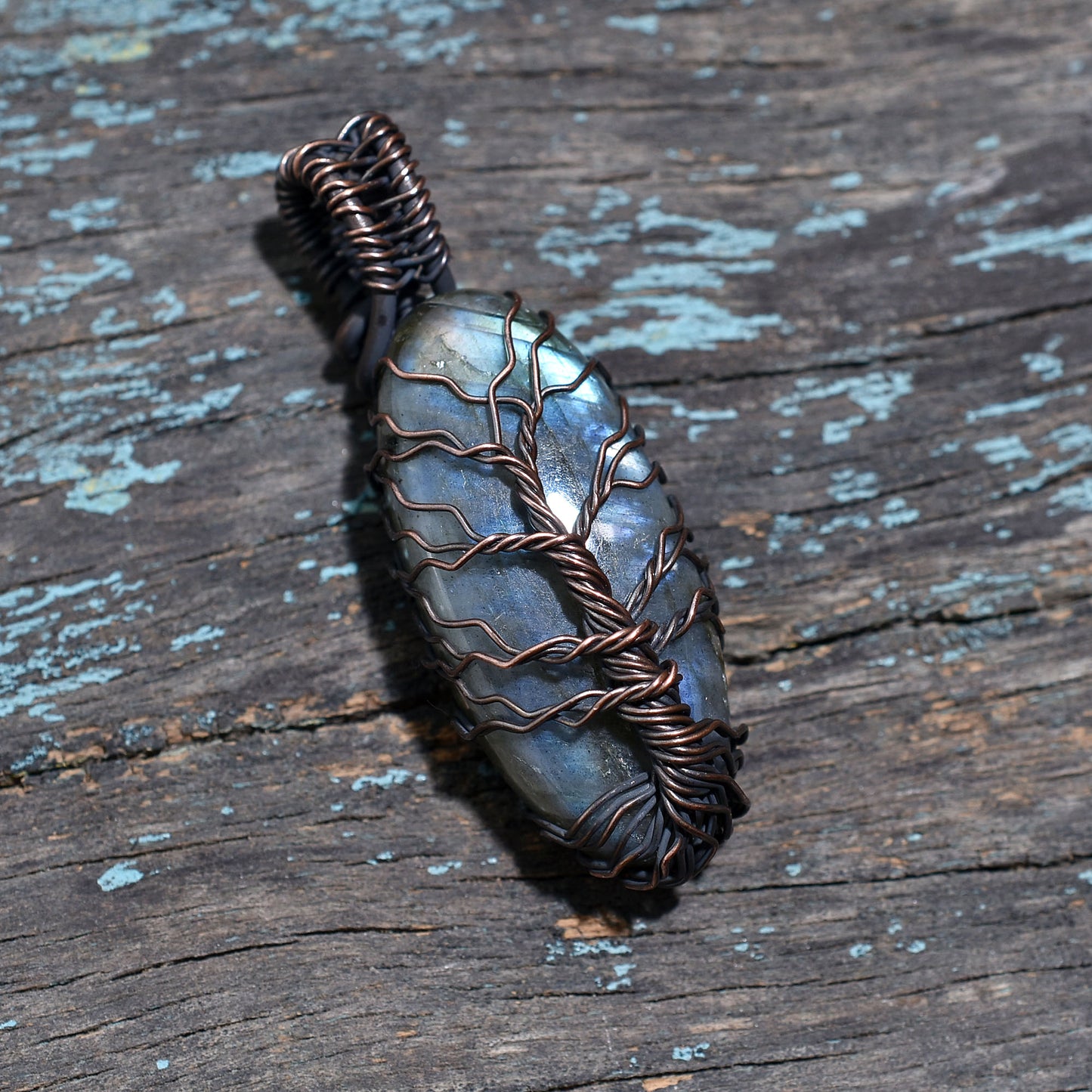 Spiritual Labradorite Gemstone Pendant – Wholesale Wire Wrapped Copper Necklace