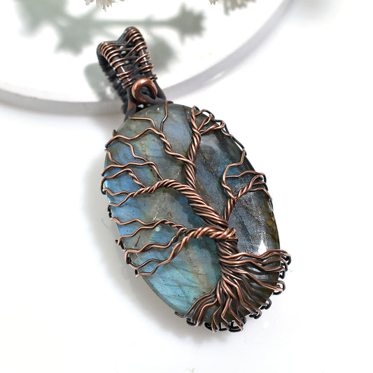 Elegant Labradorite Pendant – Oxidise Copper Wire Wrapped Wholesale Gemstone