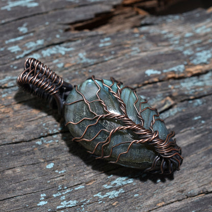 Protective Labradorite Stone Pendant – Wholesale Wire Wrapped Oxidized Copper Necklace