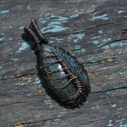 Celestial Labradorite Pendant – Copper Wire Wrapped Wholesale Gemstone Jewelry