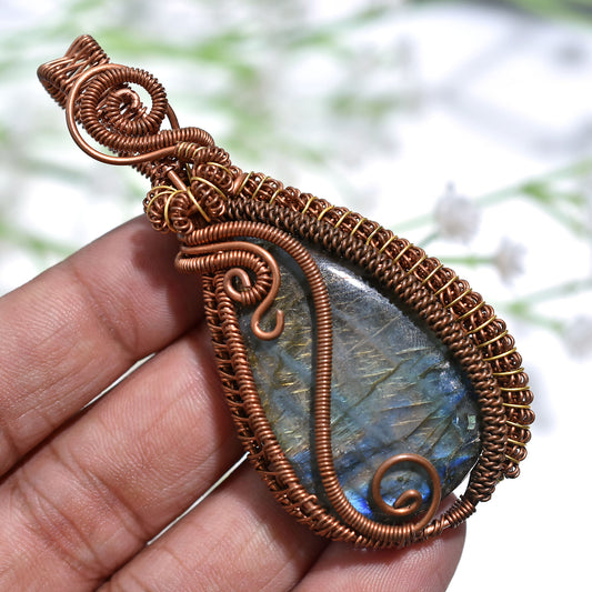 Natural Labradorite Copper Wire Wrapped Gemstone Pendant – Wholesale Flashy Handmade Crystal Necklace