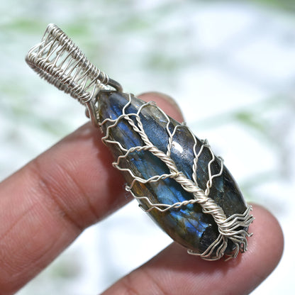 Handmade Flashy Labradorite Pendant – Tree of Life Design Silver Wire Wrapped Wholesale Gemstone