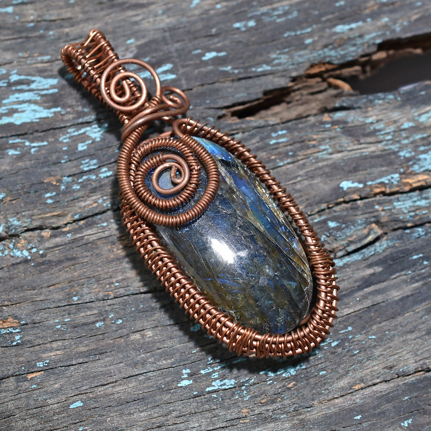 Labradorite Copper Wire Wrapped Stone Pendant – Handmade Flashy Crystal Wholesale Jewelry
