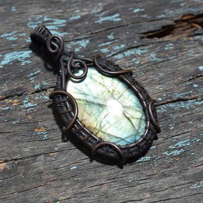 Elegant Labradorite Flashy Gemstone Pendant – Copper Wire Wrapped Wholesale Handcrafted Jewelry