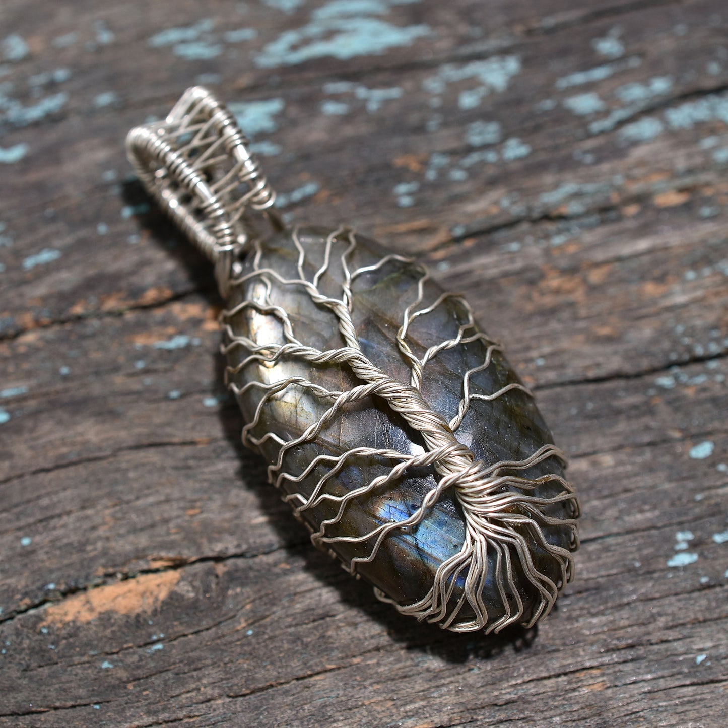 Handcrafted Labradorite Gemstone Pendant – Silver Wire Wrapped With Tree Symbol Wholesale Jewelry