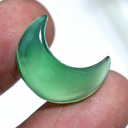 Lush Green Onyx Crescent Cabochon – Half Moon Gemstone for Jewelry Artisans