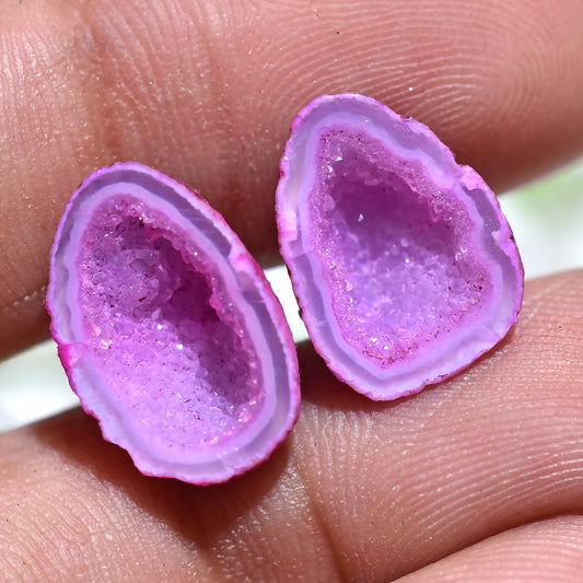 Elegant Pink Solar Quartz Druzy Pair – Matching Cabochon Duo for Earrings (10x15x6mm,/8ct)