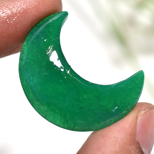 Lustrous Green Onyx Crescent Cabochon – Half Moon Gemstone for Creative Designs