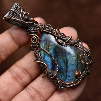 Blue Fire Labradorite Copper Pendant – Gemstone Copper Wire Wrap Jewelry for Men, Designer Pendant