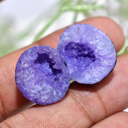 Graceful Purple Window Druzy Gemstone Pair – Dyed Quartz Geode for Earrings, Wholesale Solar Quartz